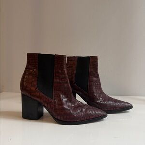 House of Harlow 1960 Croc-Embossed Burgundy Chelsea Ankle Boots